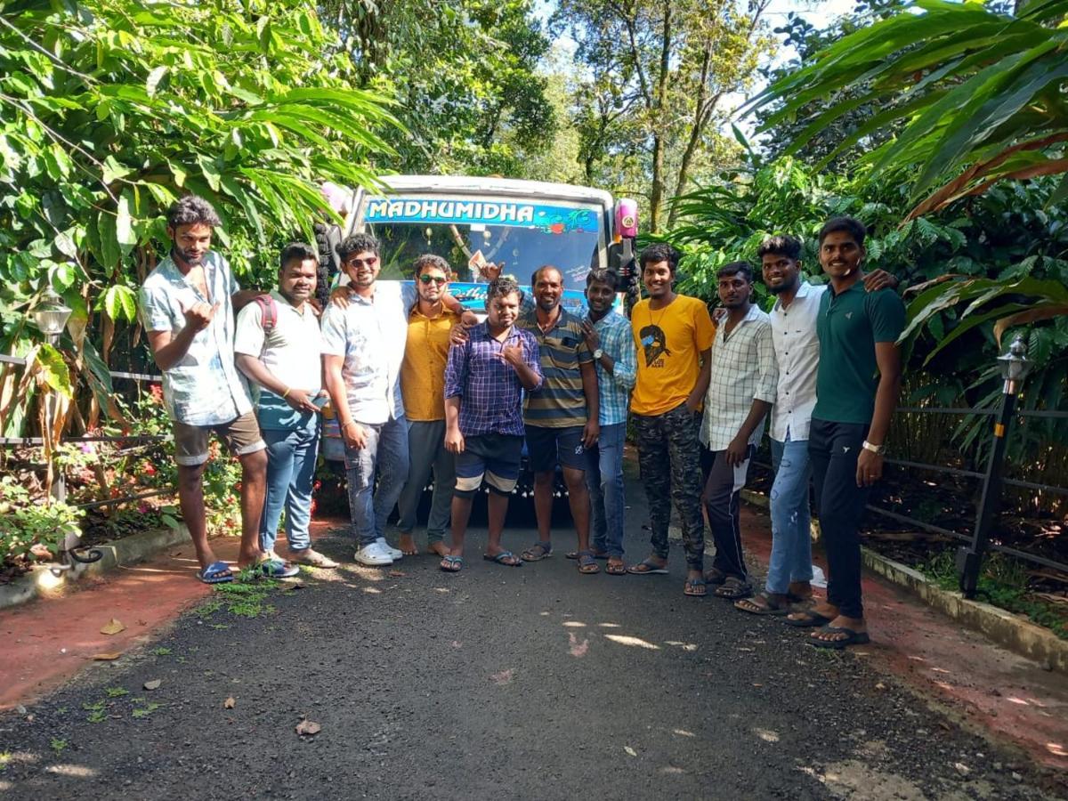 Arabian Holiday Resort With Swimming Pool In Idukki Calvary Mount מראה חיצוני תמונה